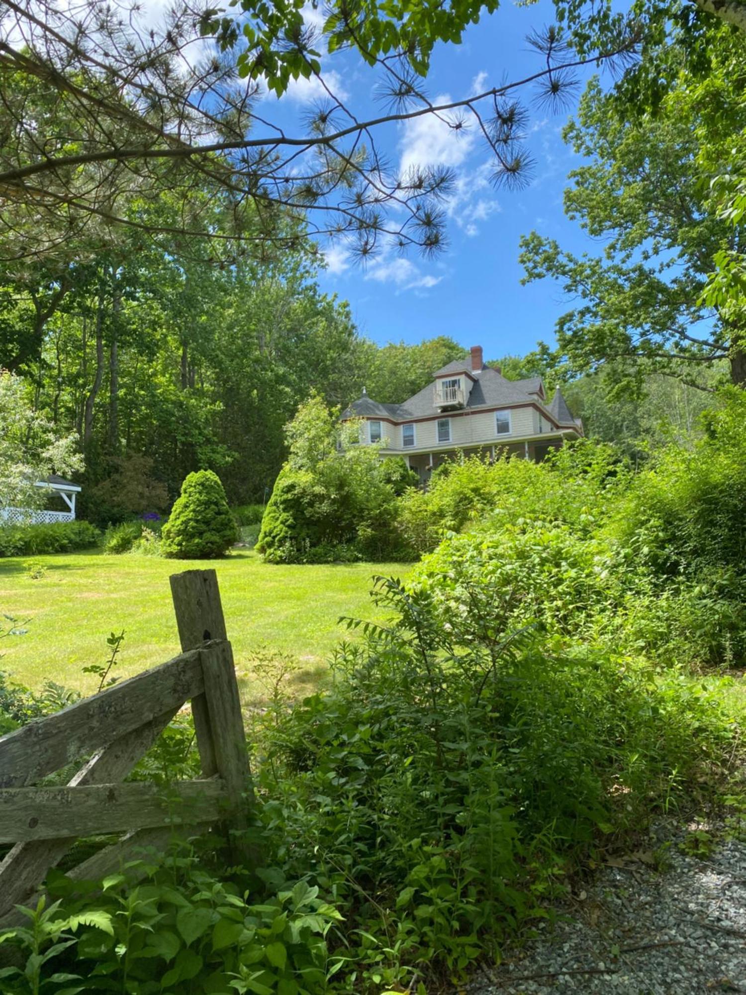 Victorian By The Sea Lincolnville Exterior foto