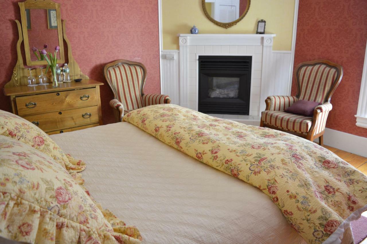 Victorian By The Sea Lincolnville Exterior foto